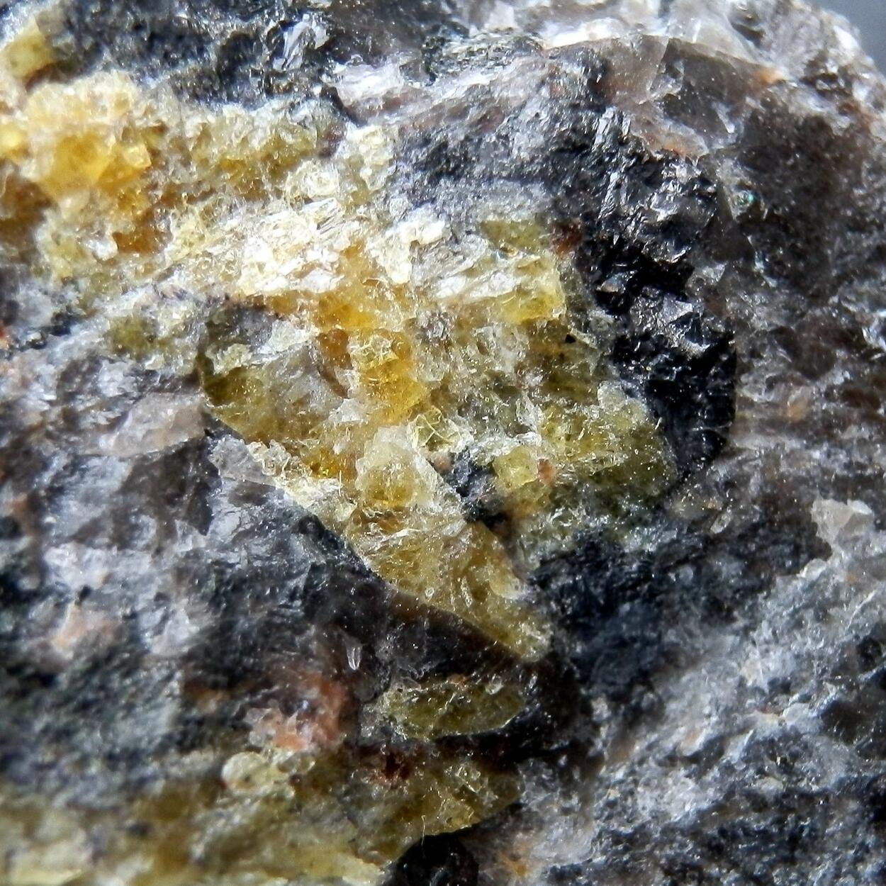 Wöhlerite