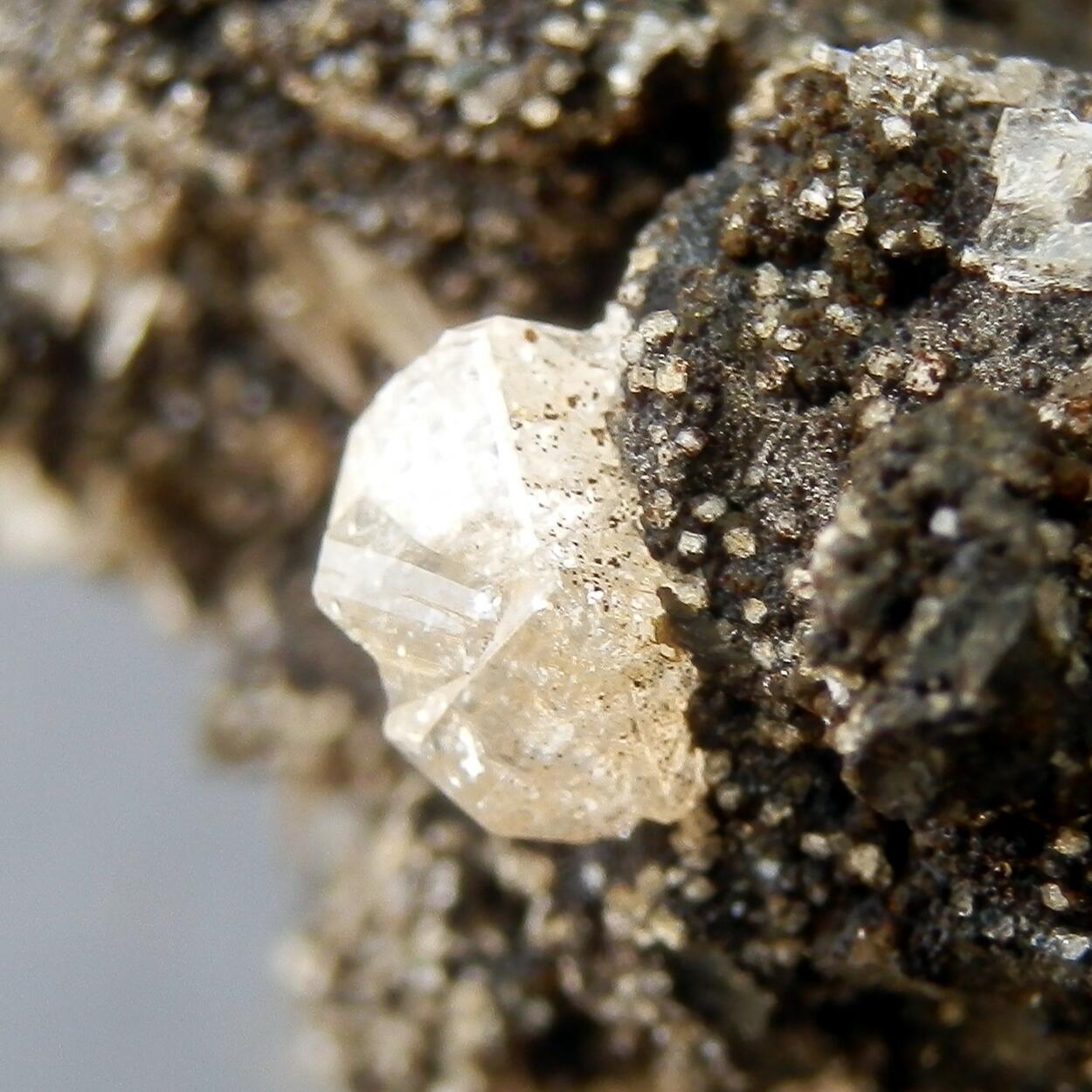 Phacolite & Calcite & Chabazite & Phillipsite