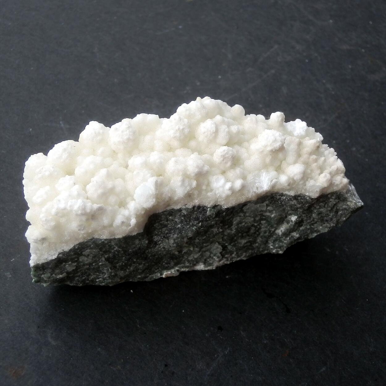 Hydromagnesite