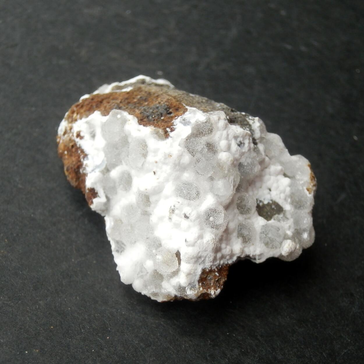 Phillipsite-Na & Gonnardite & Chabazite-Na