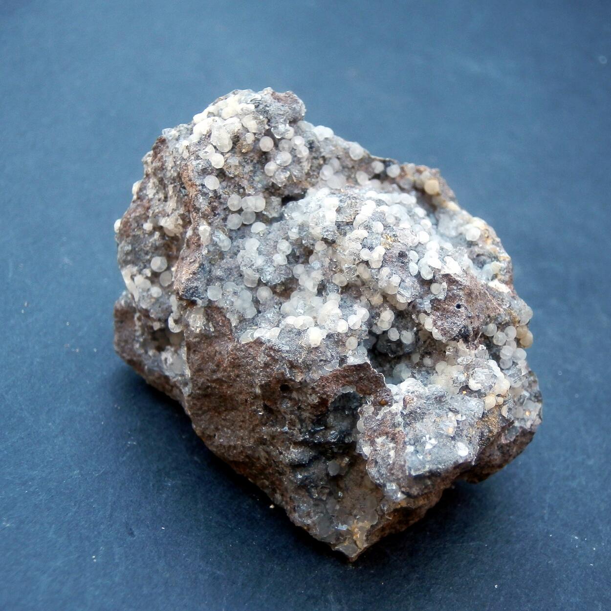 Phillipsite & Chabazite & Offretite