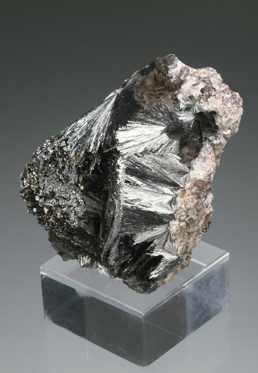 Pyrolusite & Manganite