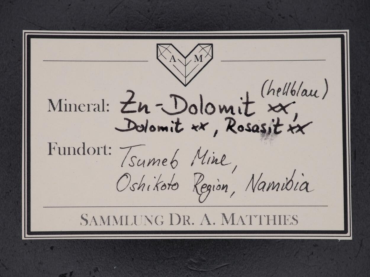 Zincian Dolomite & Rosasite