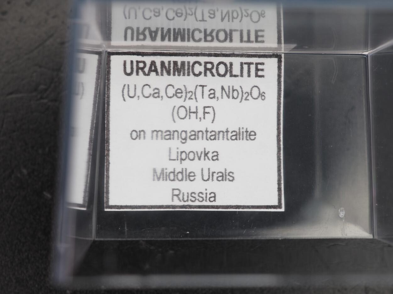 Uranmicrolite