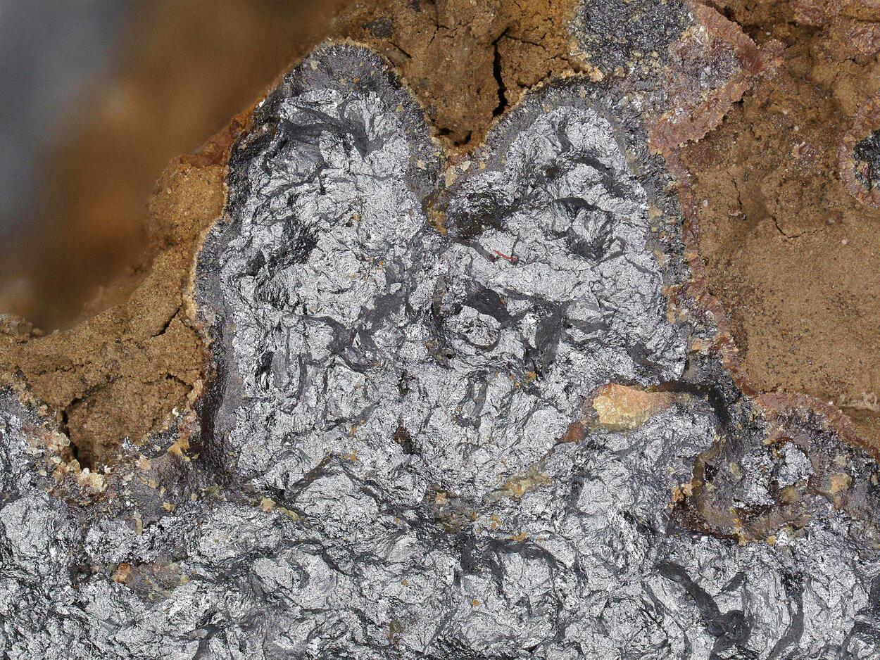 Jordanite & Schalenblende
