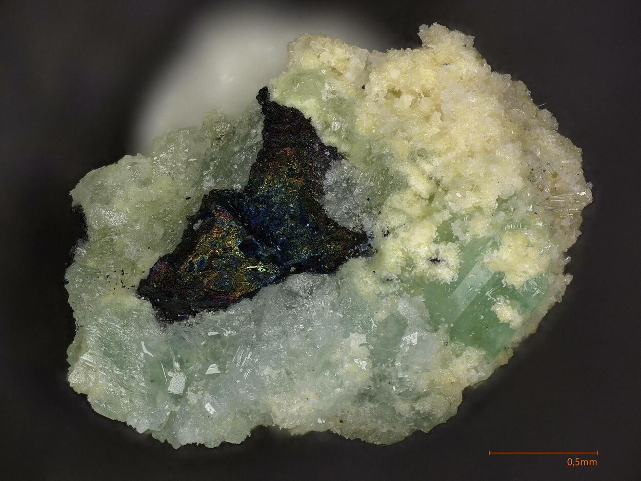 Helmutwinklerite