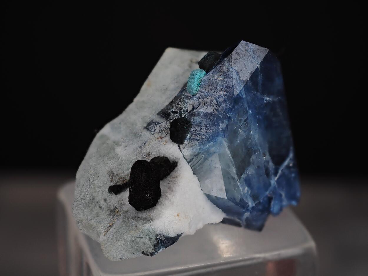 Benitoite & Djurleite