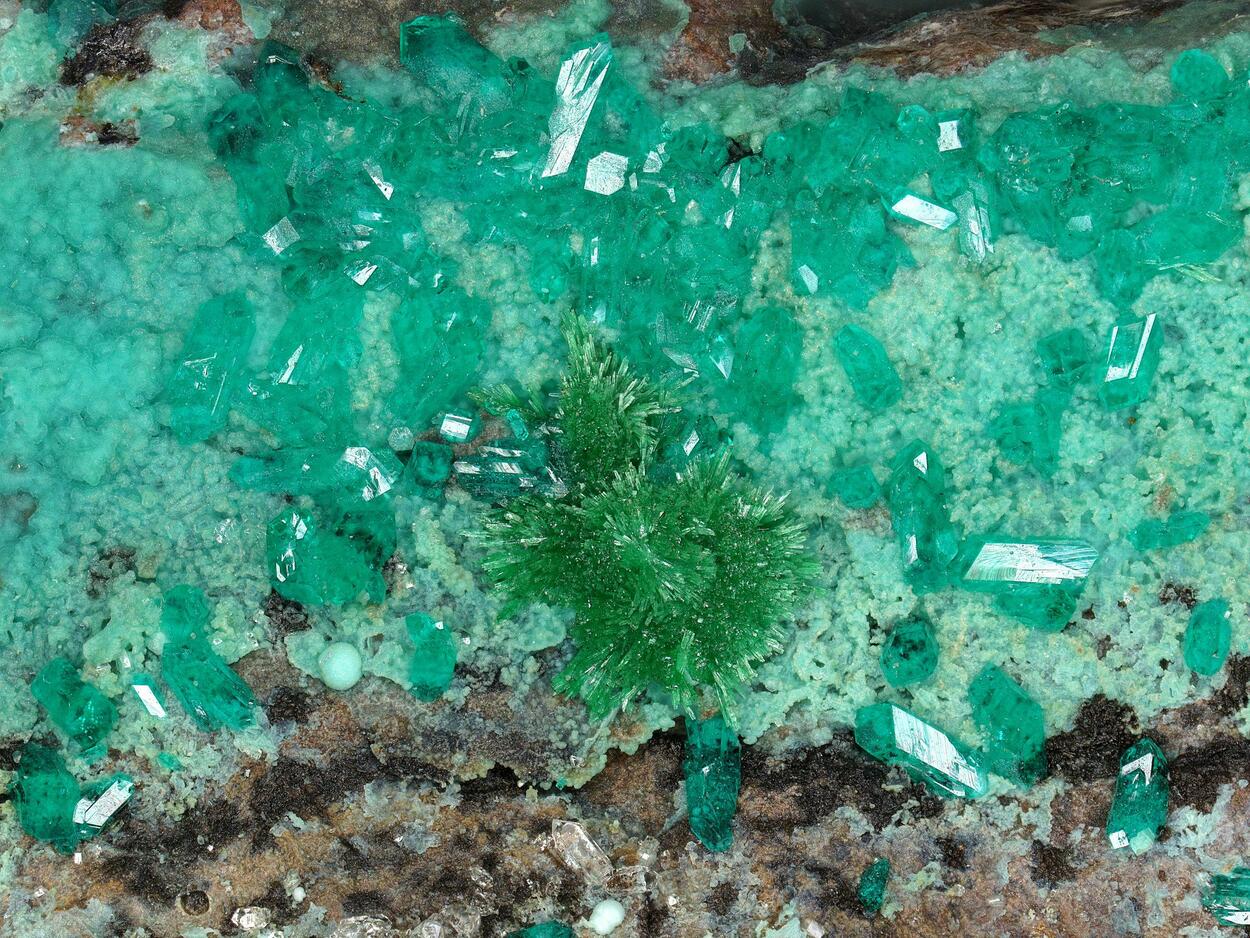 Dioptase & Malachite