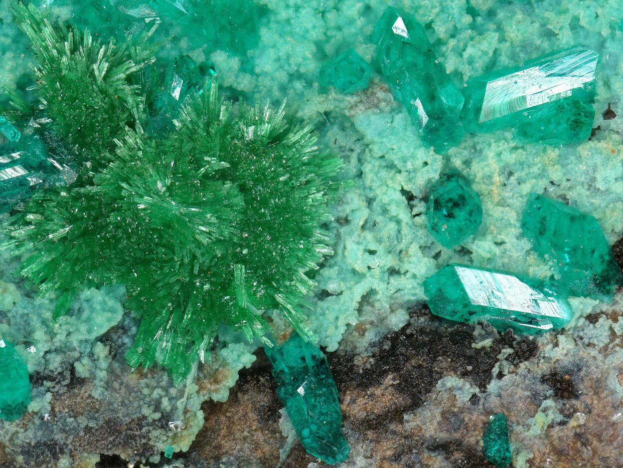 Dioptase & Malachite