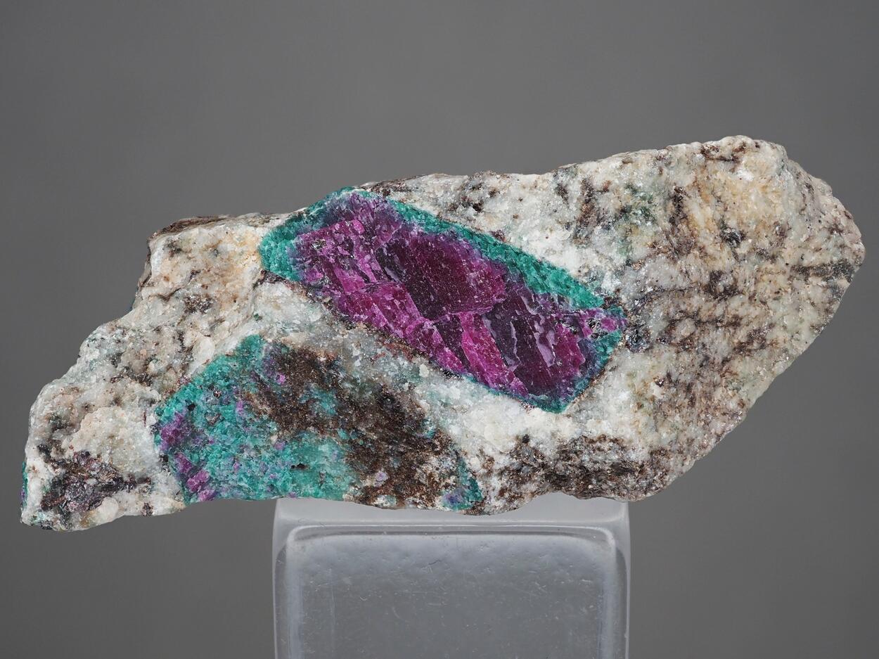 Ruby & Chromium Montmorillonite