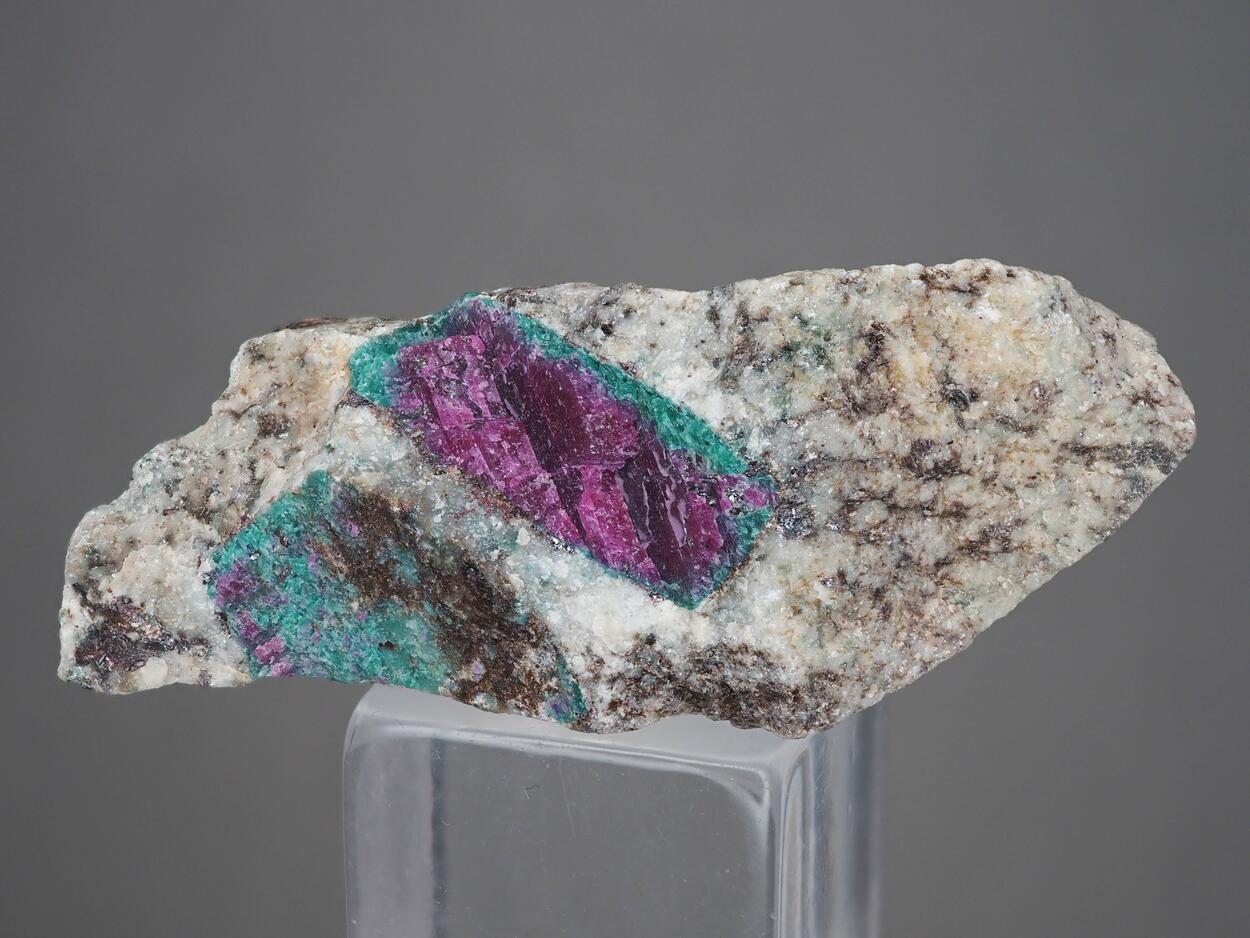 Ruby & Chromium Montmorillonite