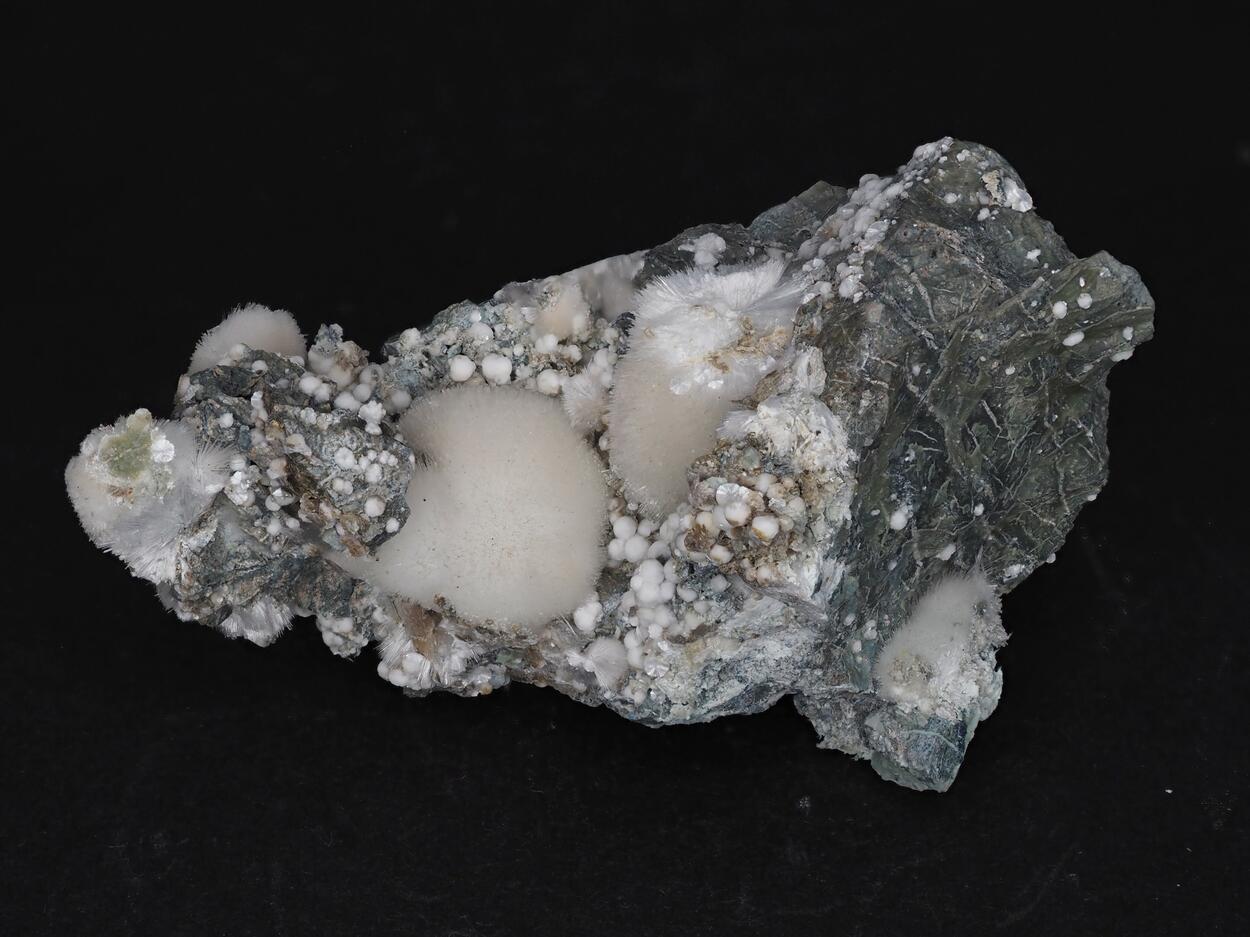 Artinite & Hydromagnesite
