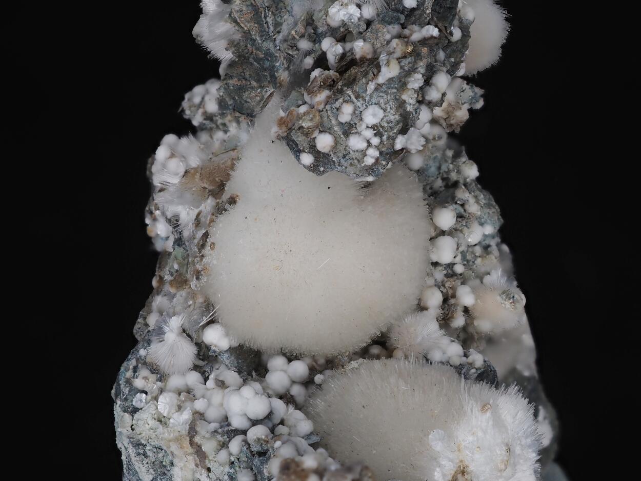 Artinite & Hydromagnesite