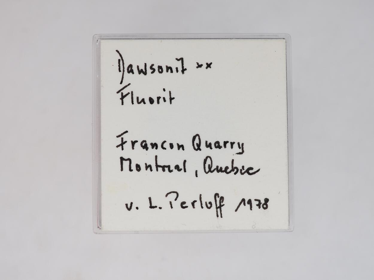 Dawsonite & Fluorite