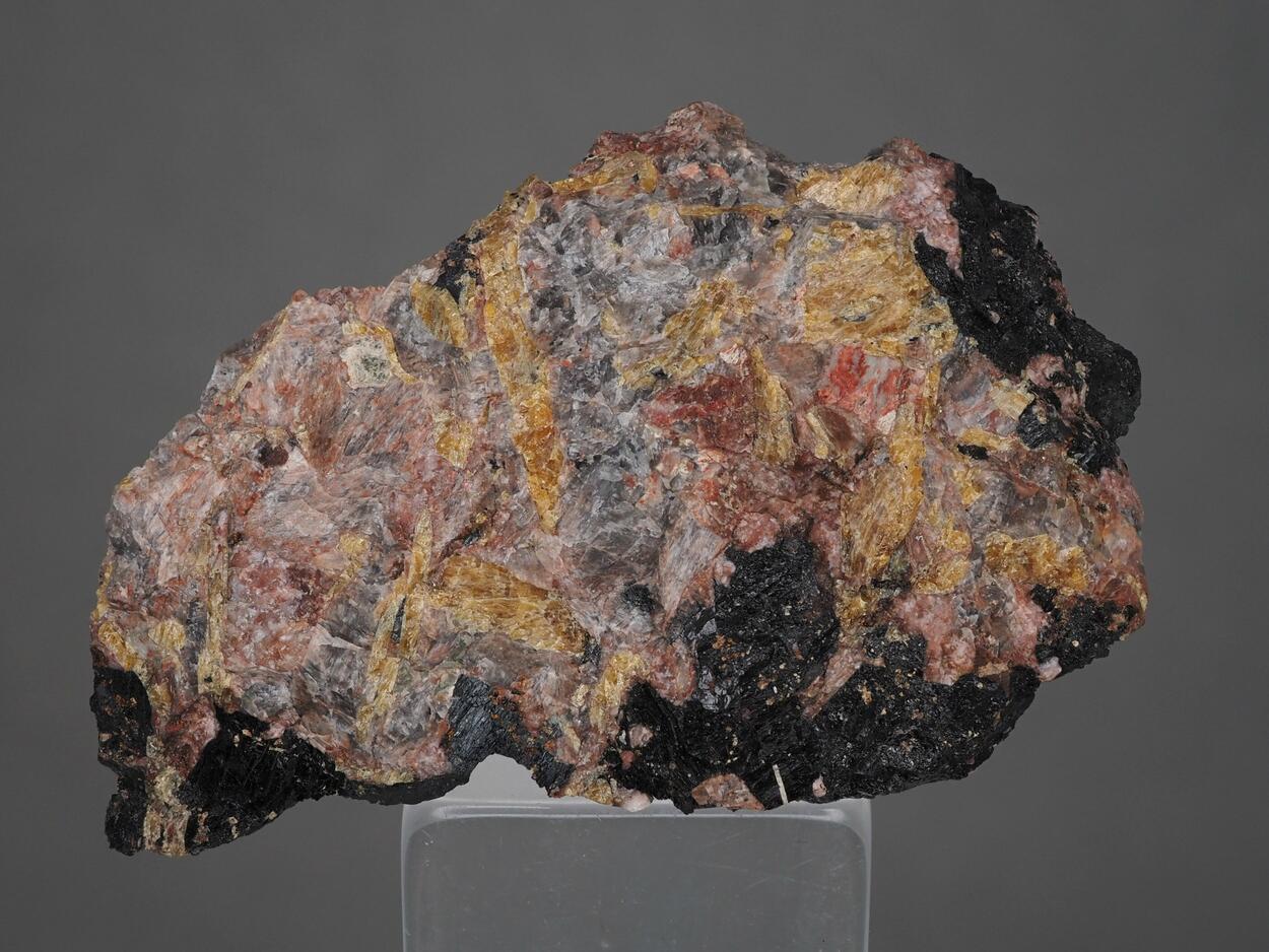 Wöhlerite
