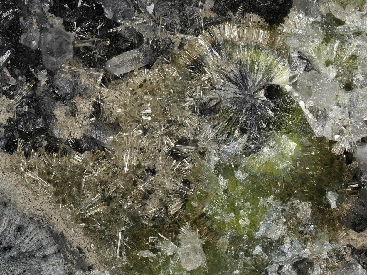 Minyulite & Wavellite