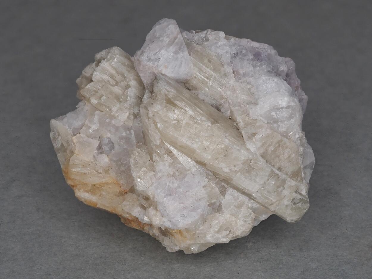 Richterite & Hackmanite