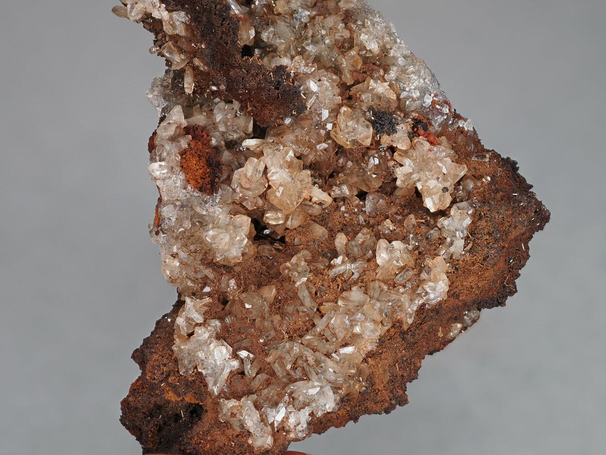 Tarbuttite