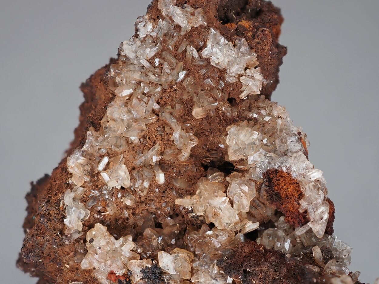 Tarbuttite