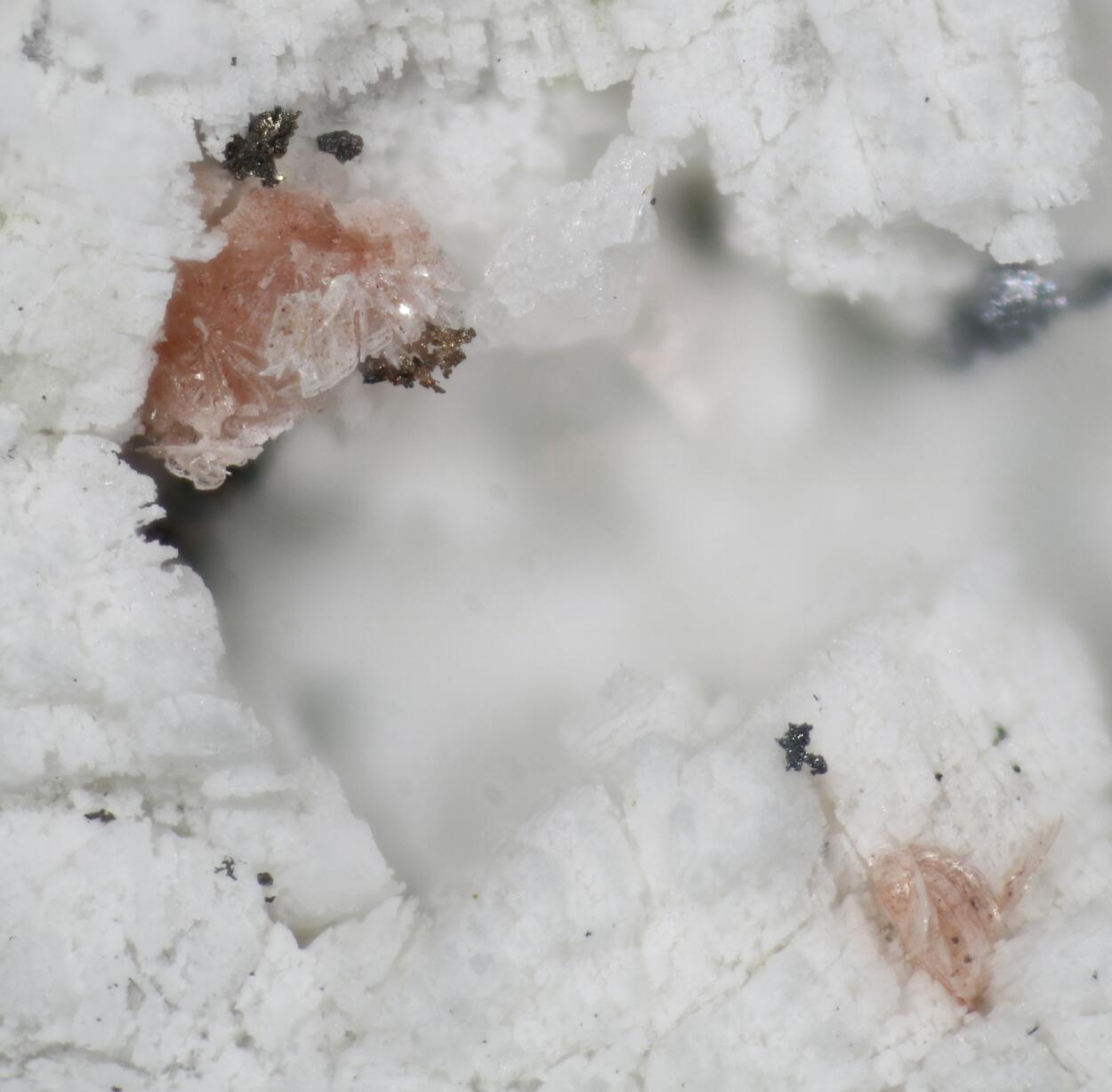 Synchysite-(Ce) & Breithauptite