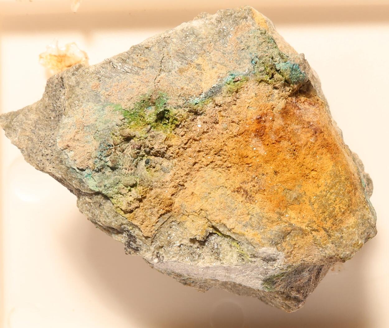 Pseudojohannite