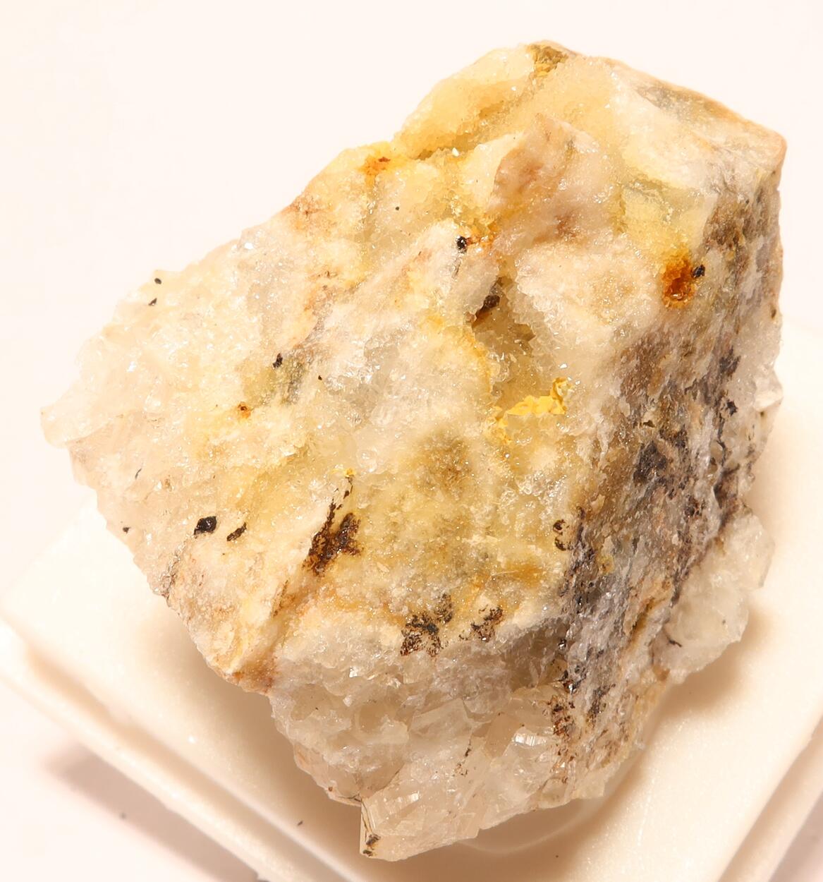 Cerianite-(Ce)