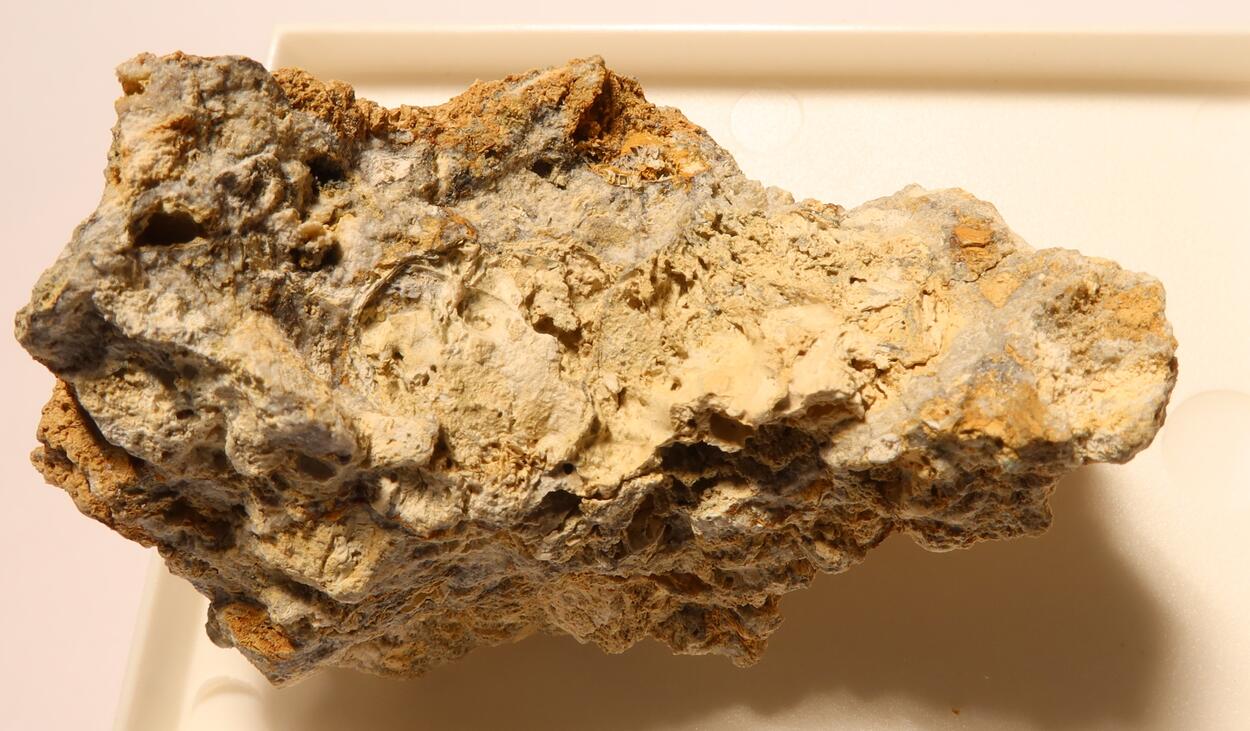 Phosphosiderite