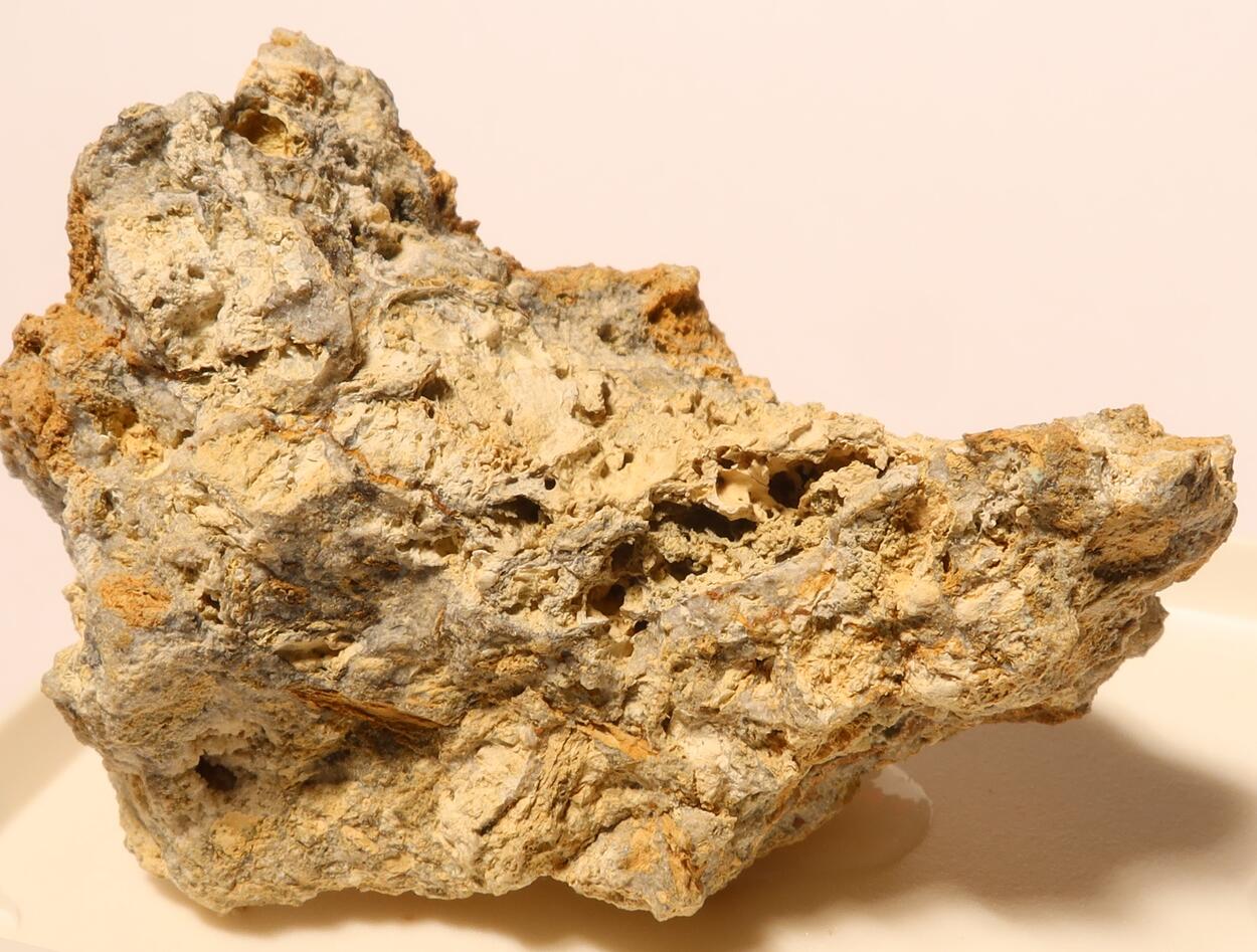 Phosphosiderite