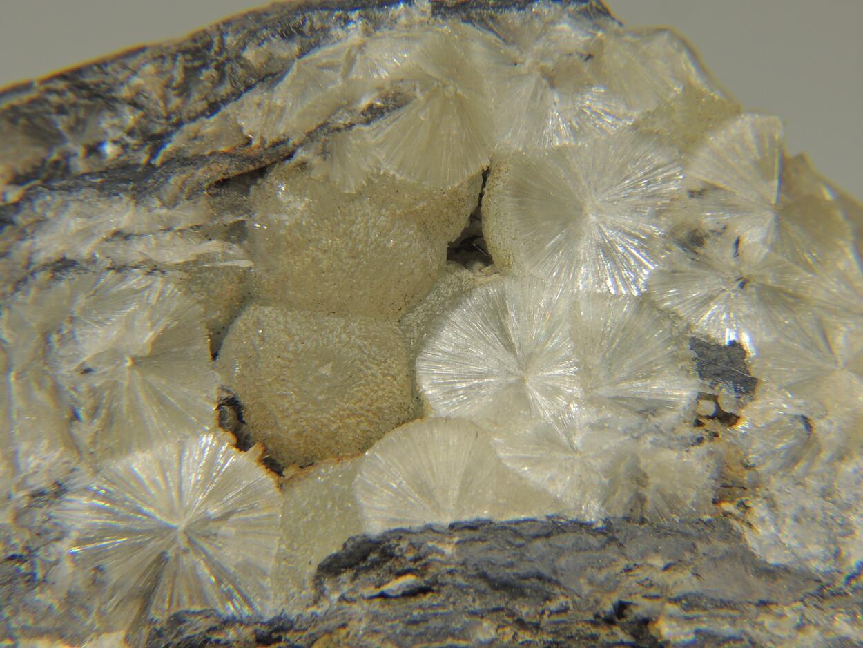 Wavellite