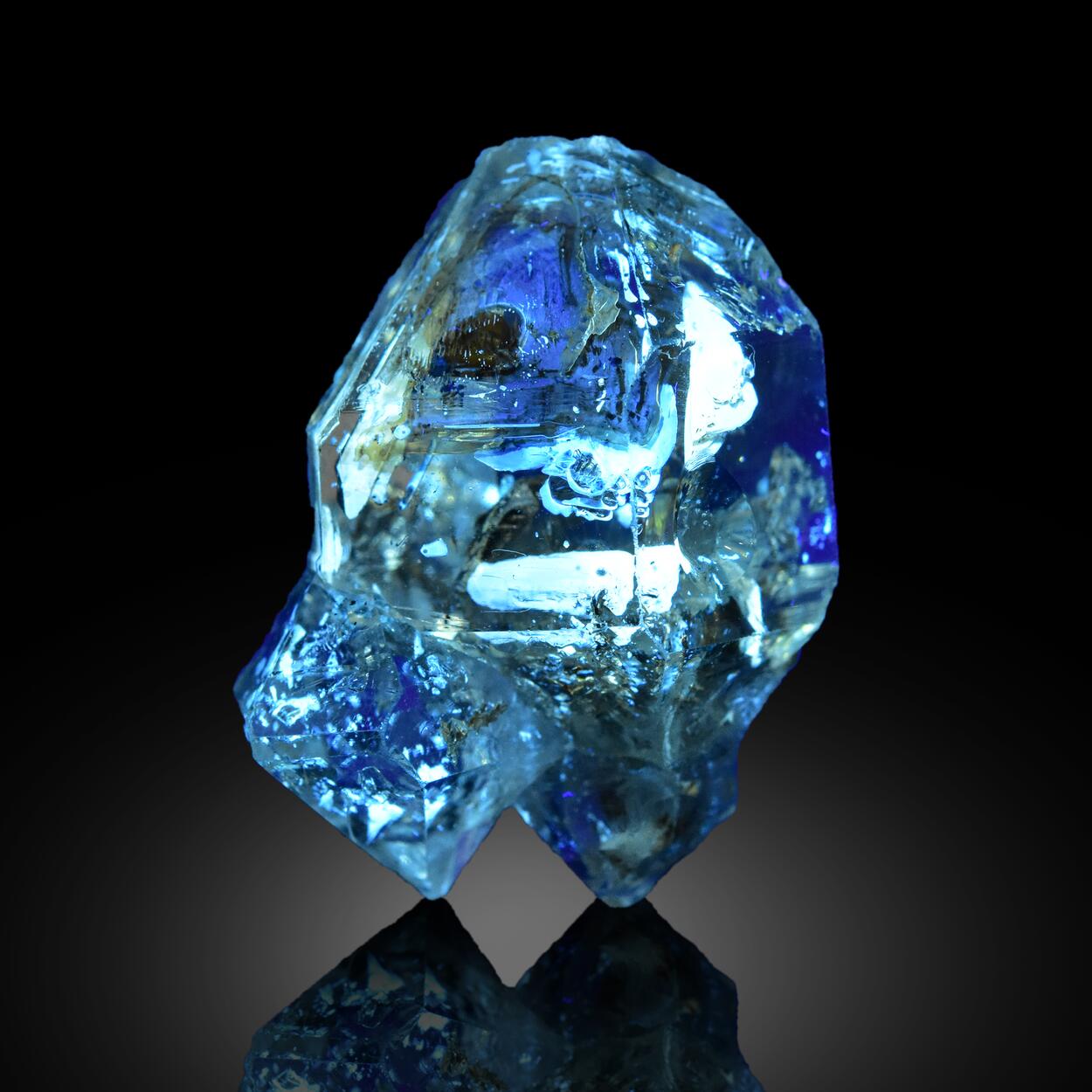 Quartz With Petroleum