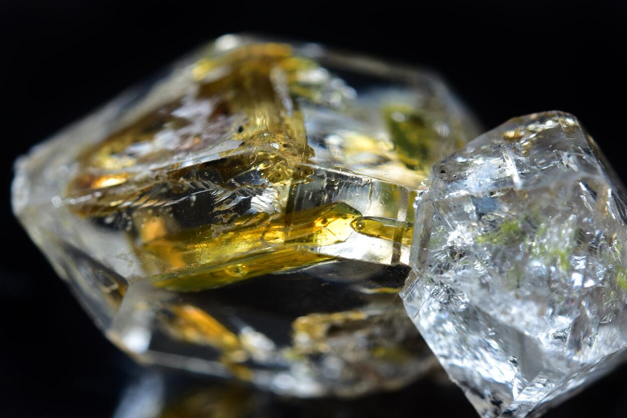 Quartz With Petroleum