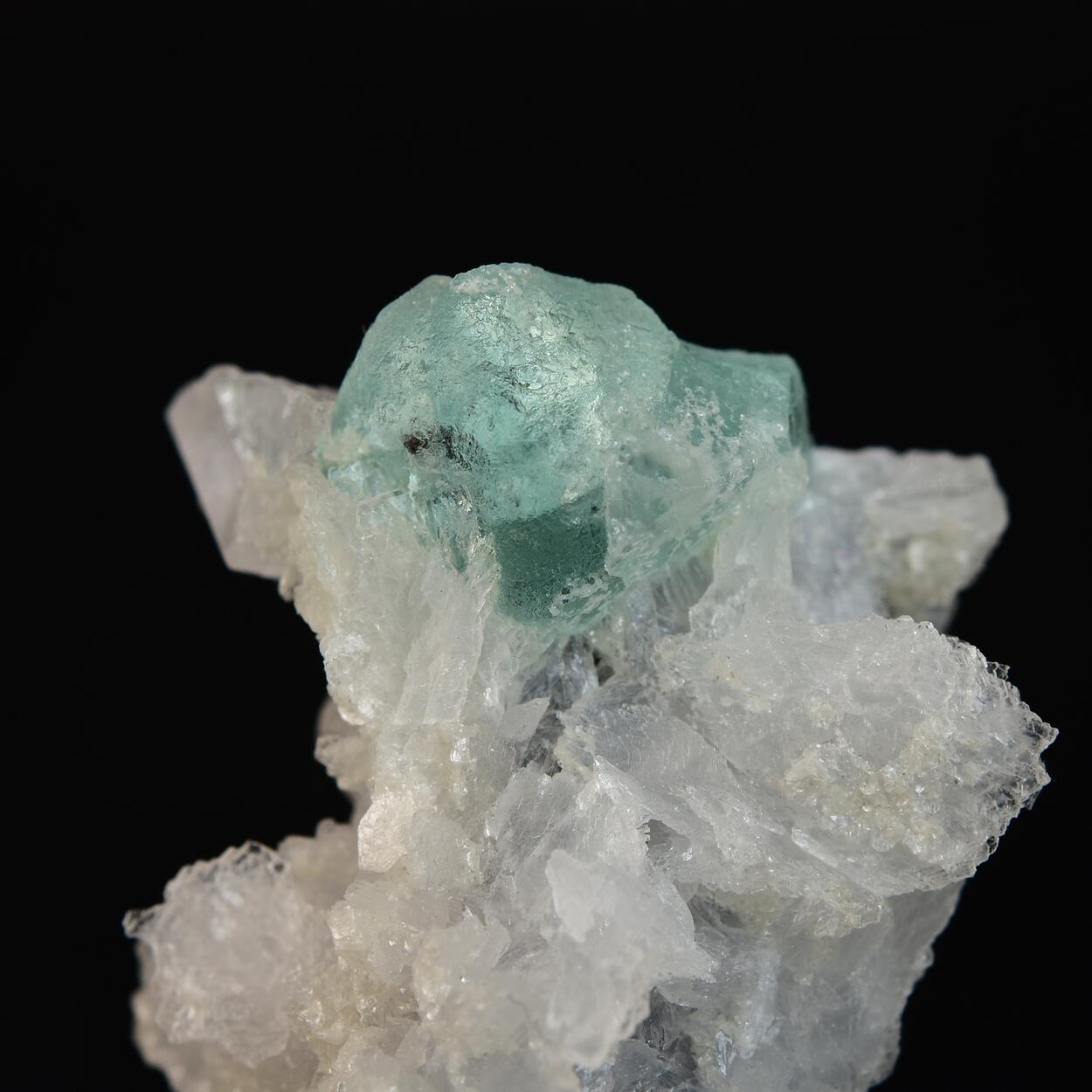 Fluorite With Schorl Quartz & Cleavelandite