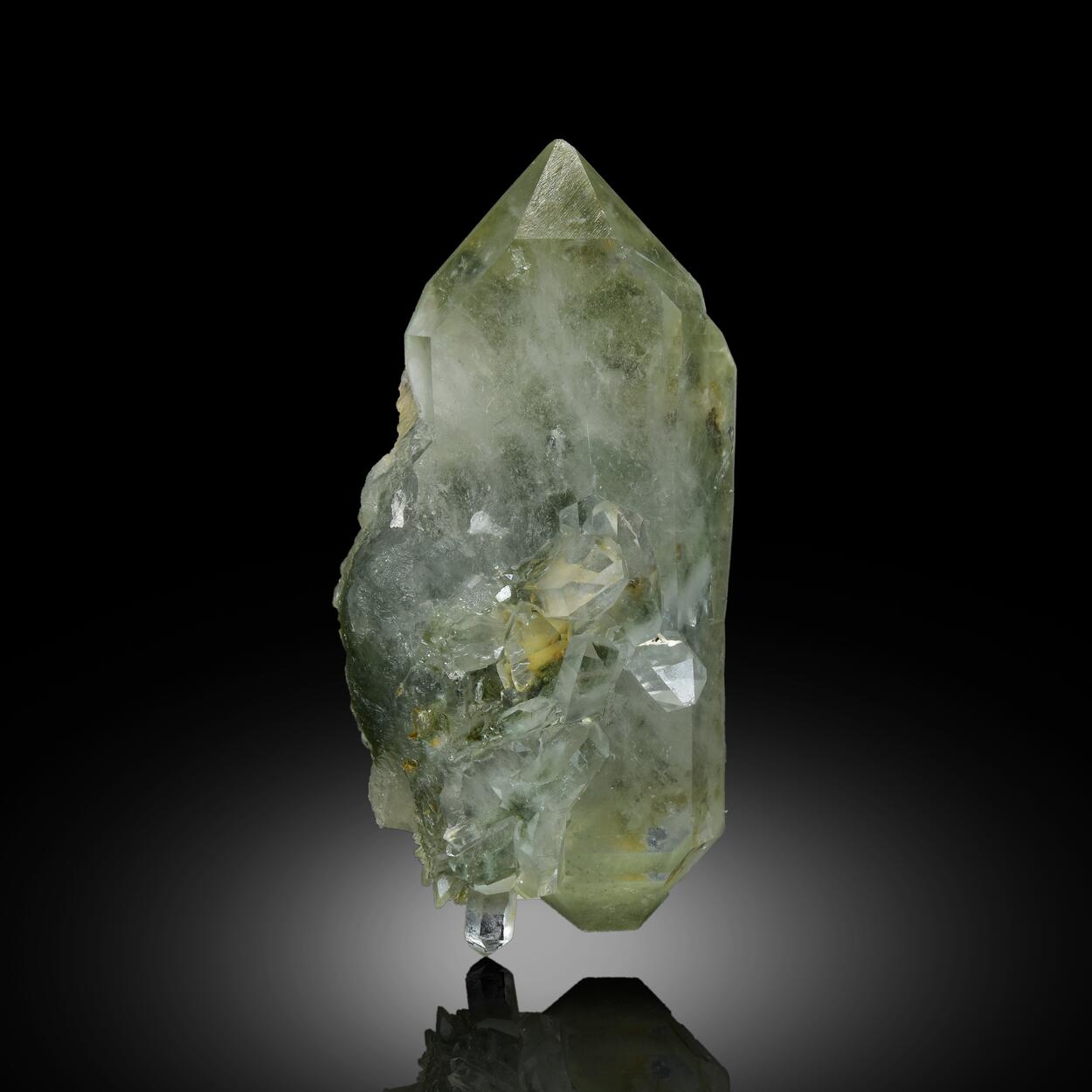 Quartz With Chlorite