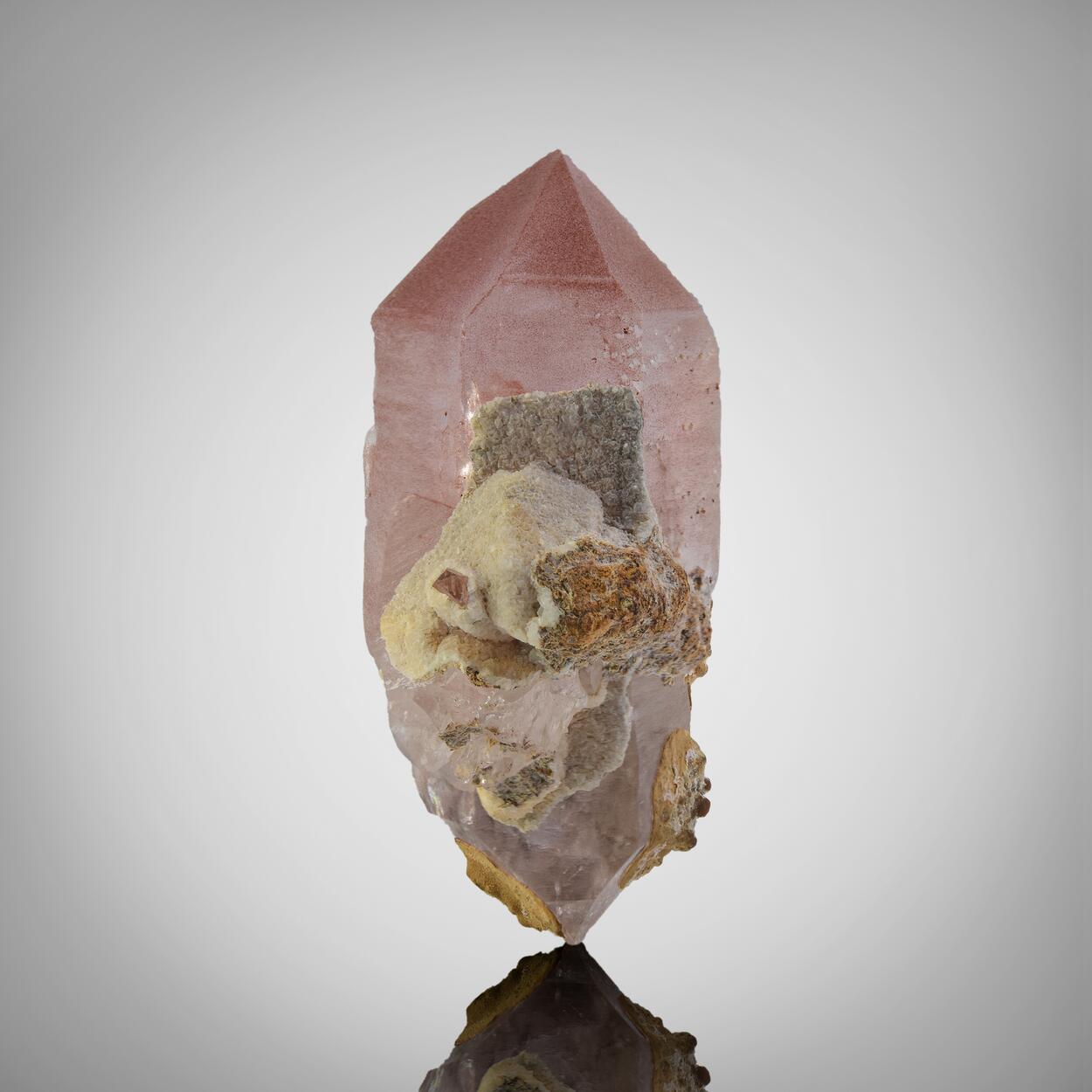 Quartz With Hematite