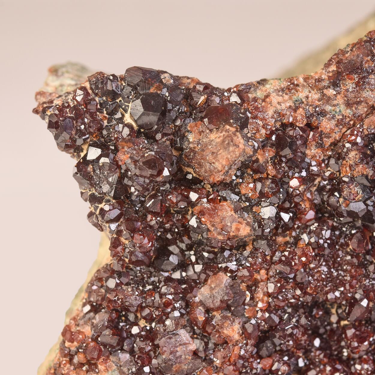 Garnet Var Spessartine