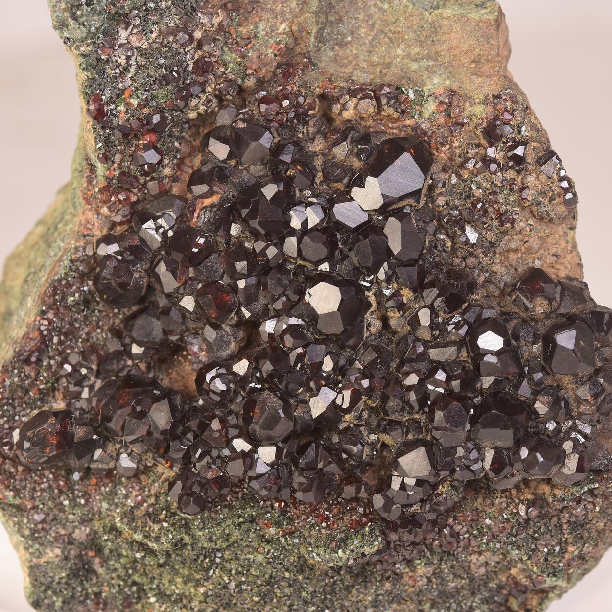 Garnet Var Spessartine