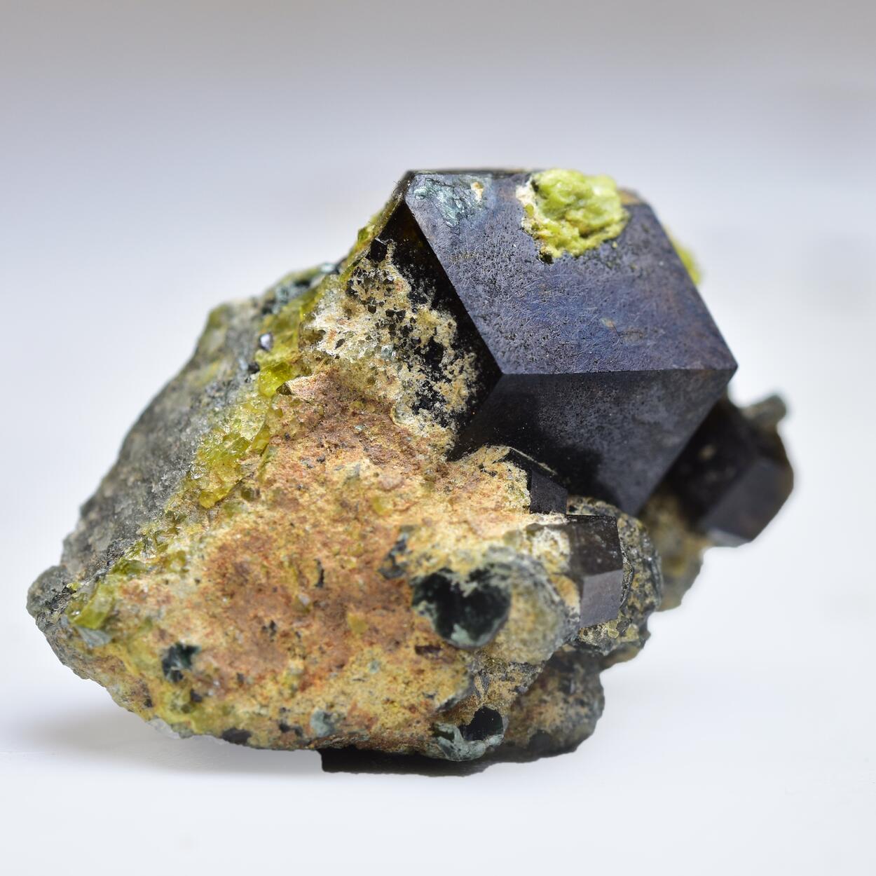 Garnet Var Andradite