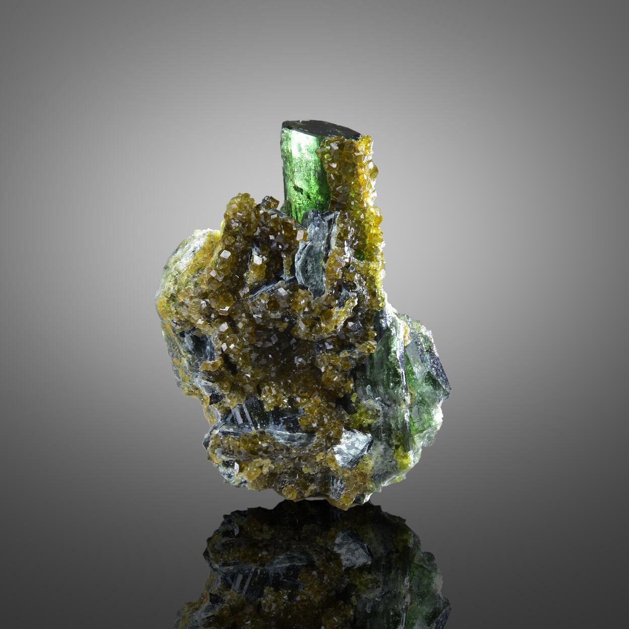 Grossular With Diopside