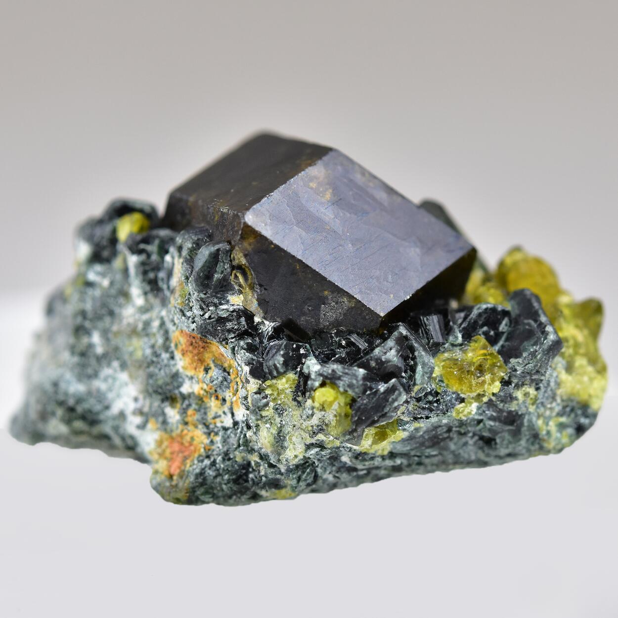 Garnet Var Andradite With Clinochlore & Diopside