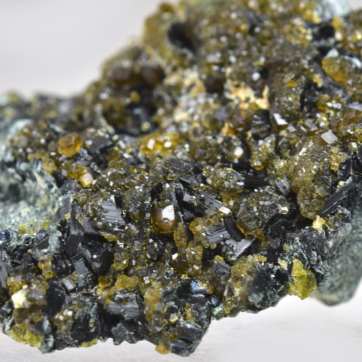 Grossular With Clinochlore