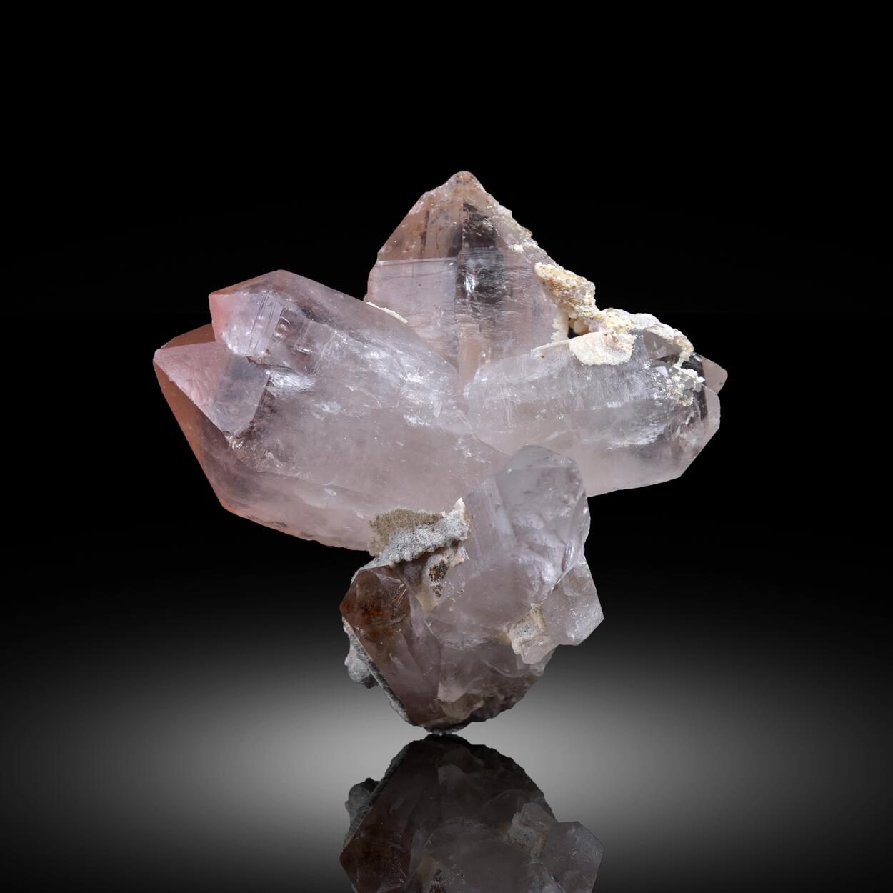 Quartz With Hematite