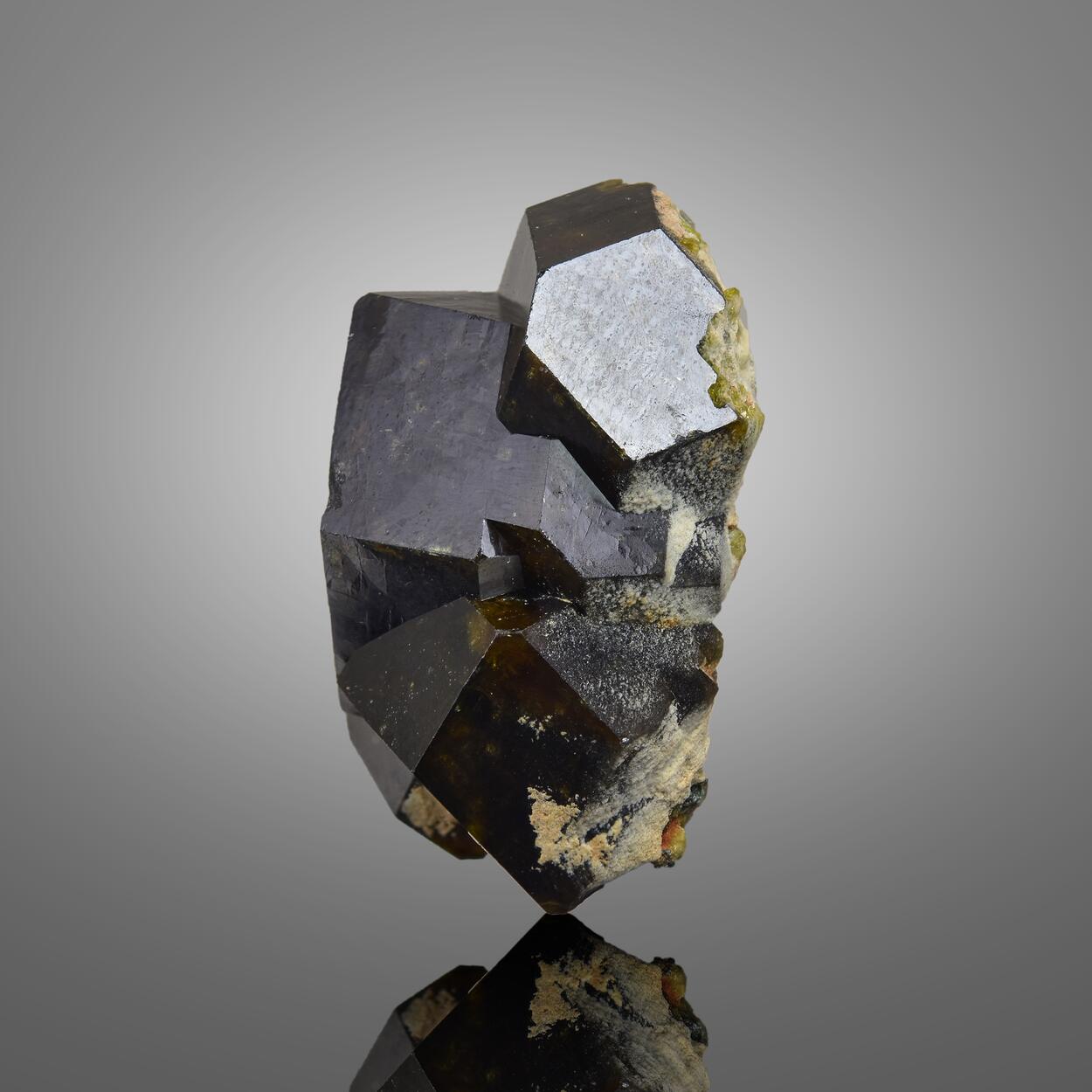 Garnet Var Andradite