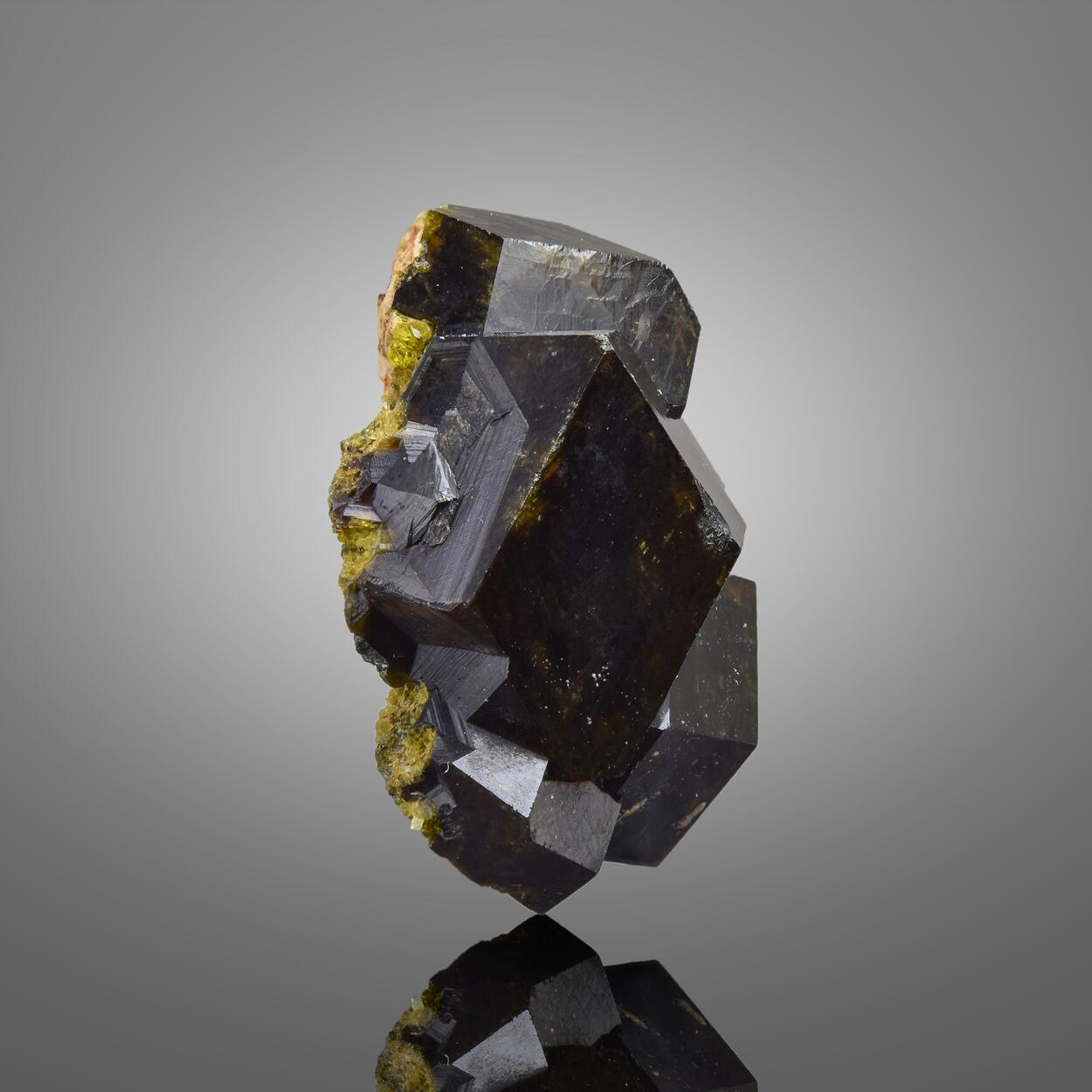 Garnet Var Andradite