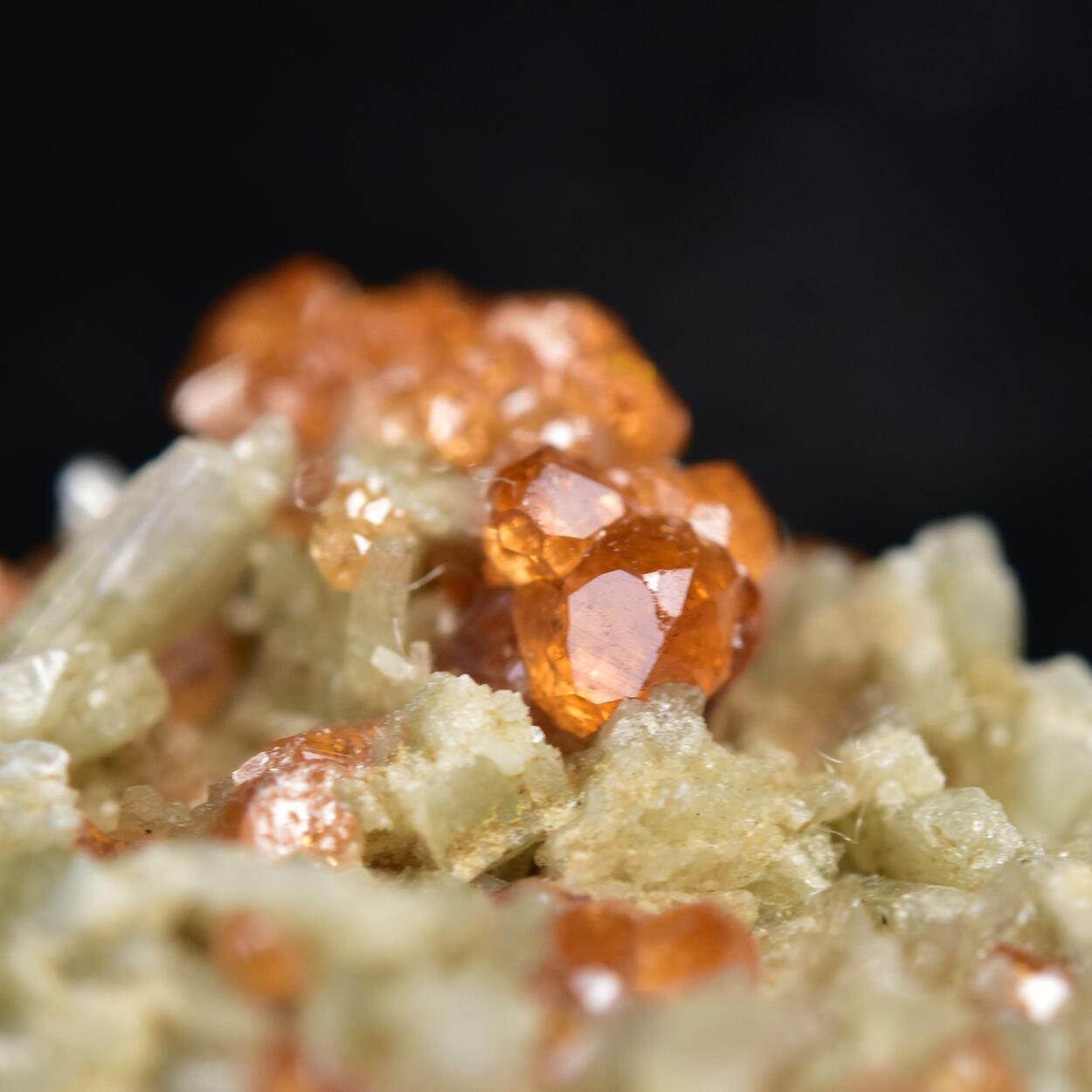 Garnet Var Hessonite