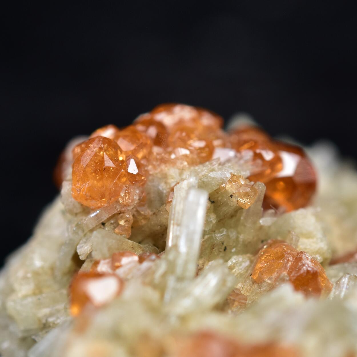 Garnet Var Hessonite