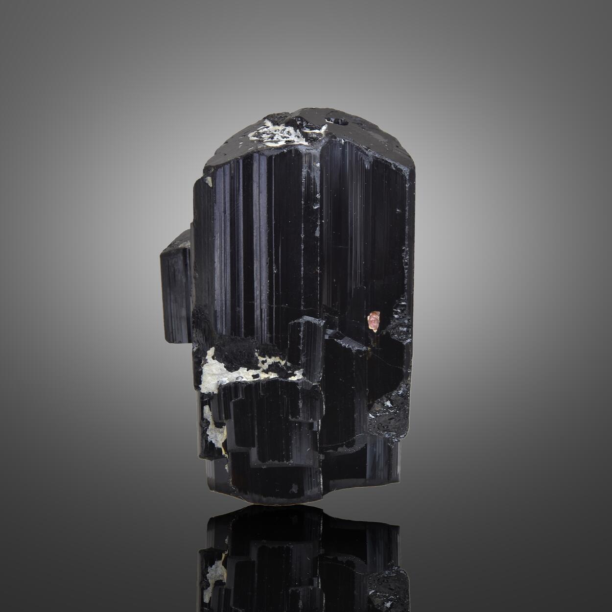 Garnet Var Spessartine With Schorl