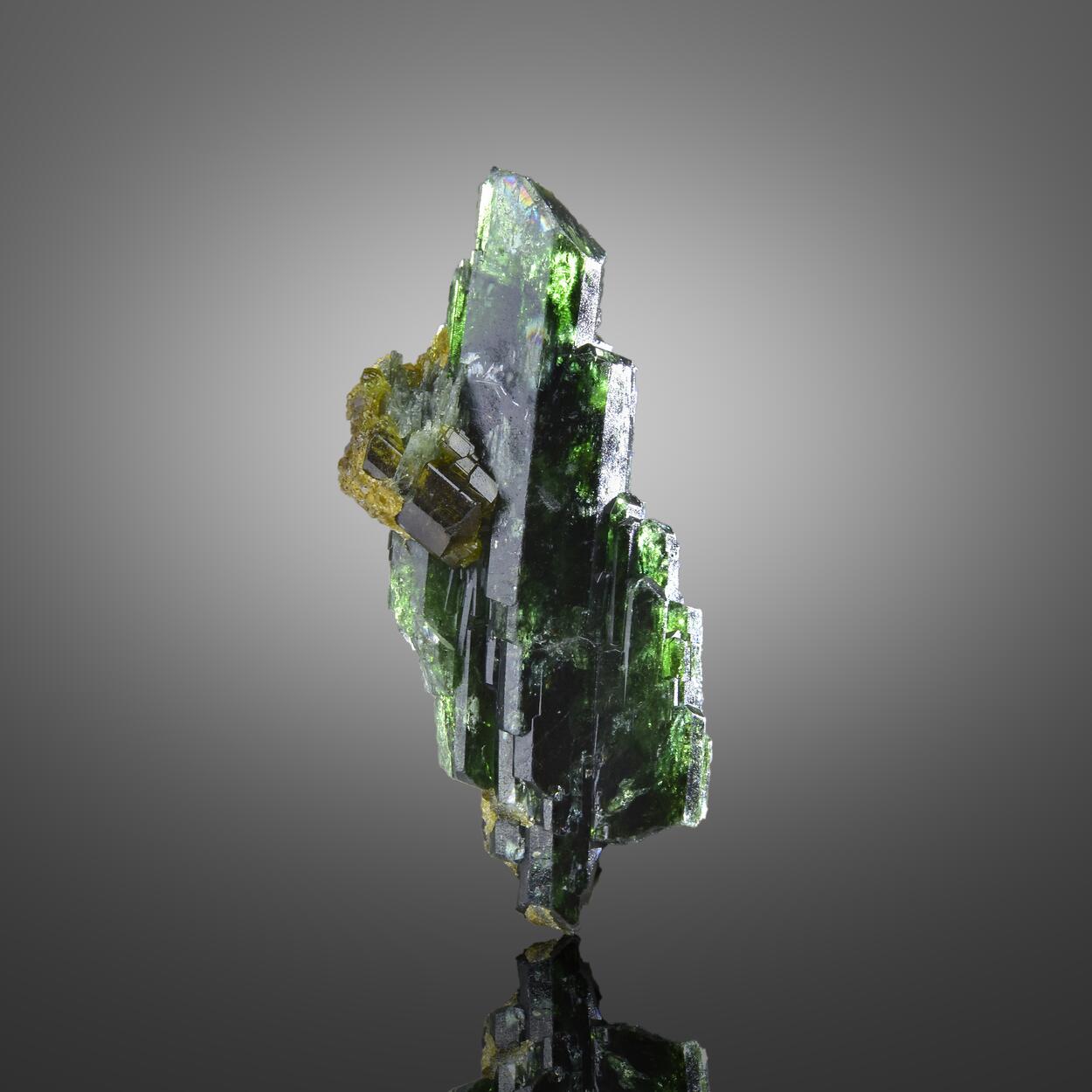 Diopside With Vesuvianite & Grossular