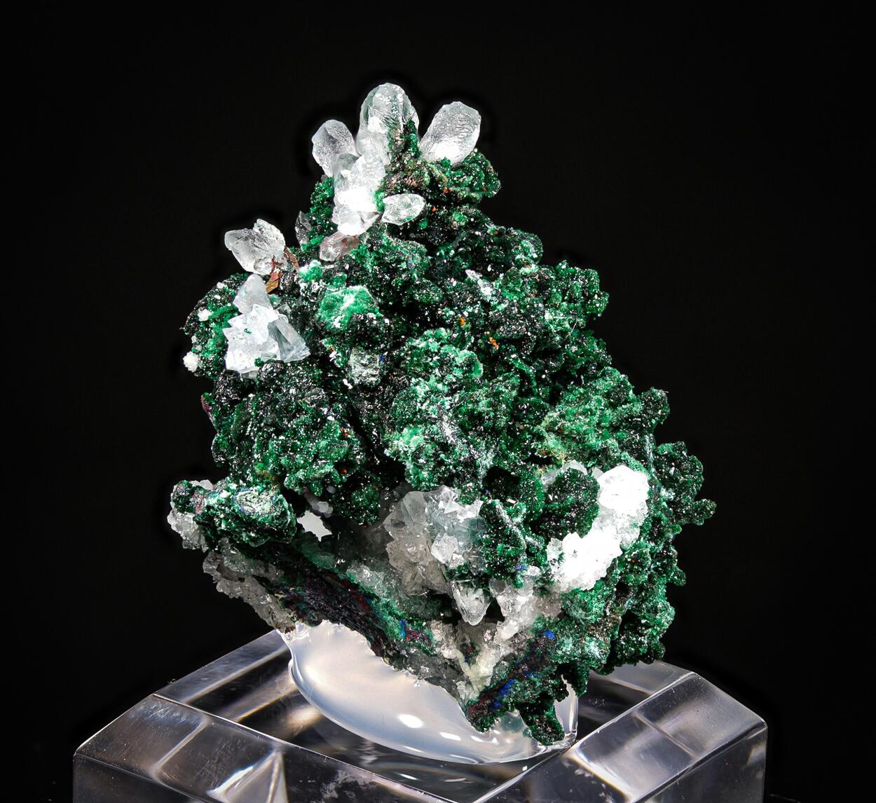 Brochantite & Calcite & Malachite