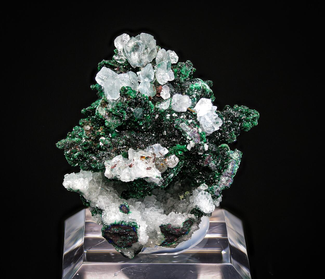 Brochantite & Calcite & Malachite