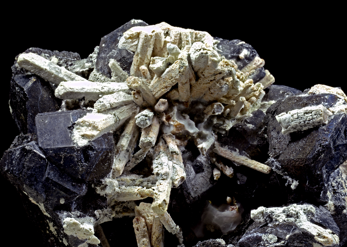 Nepheline & Schorlomite